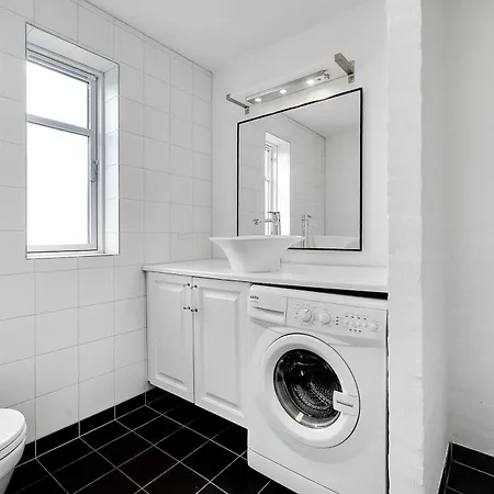 Amazing In With 3 Bedrooms And Wifi 펜션 에벨토프트