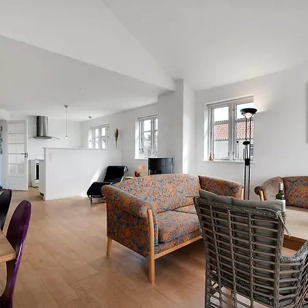 Amazing In With 3 Bedrooms And Wifi